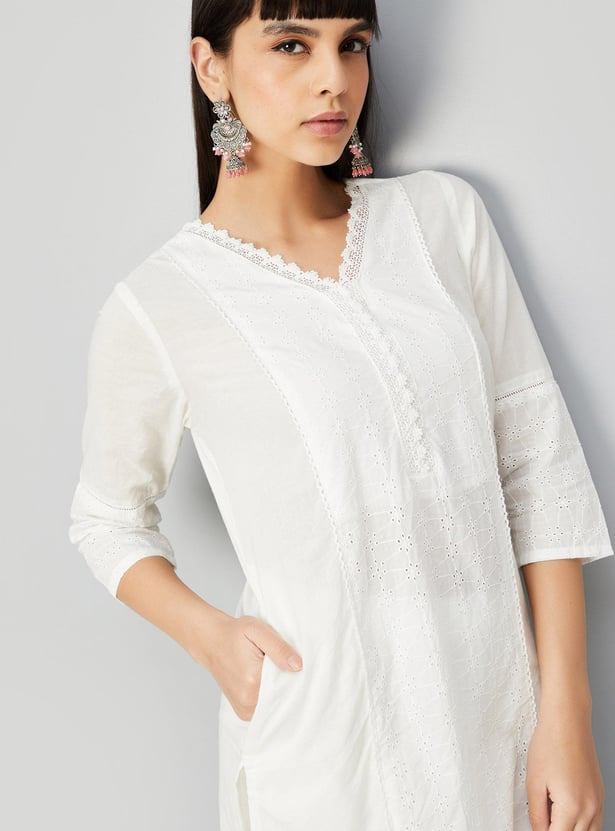 Women Schiffili Straight Kurta