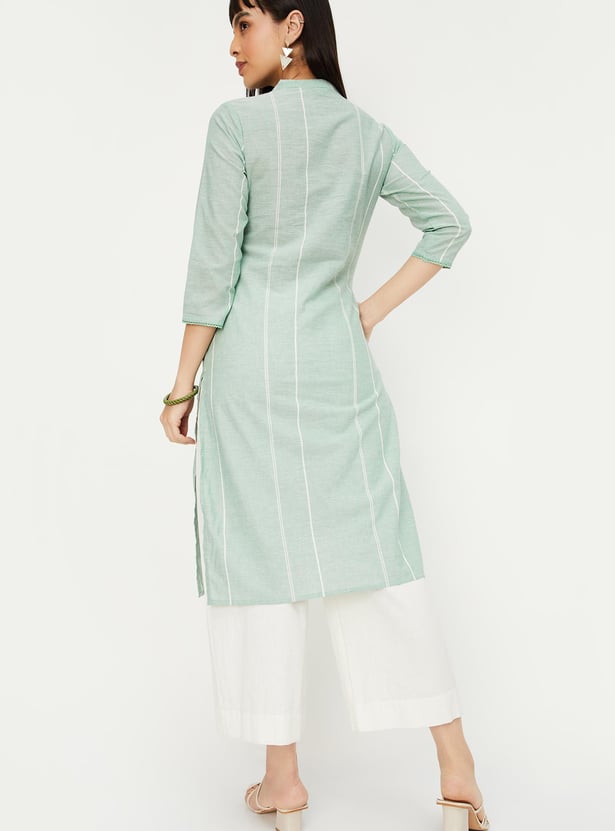 Women Embroidered Straight Kurta