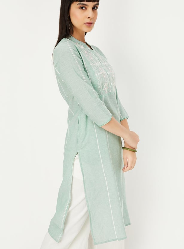 Women Embroidered Straight Kurta