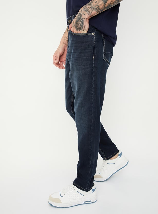 Men Carrot Fit Washed Jeans