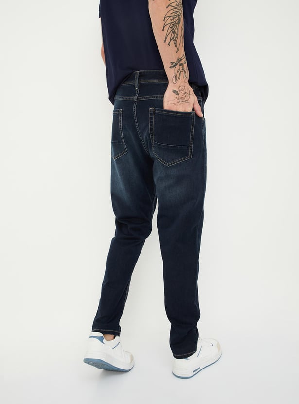 Men Carrot Fit Washed Jeans