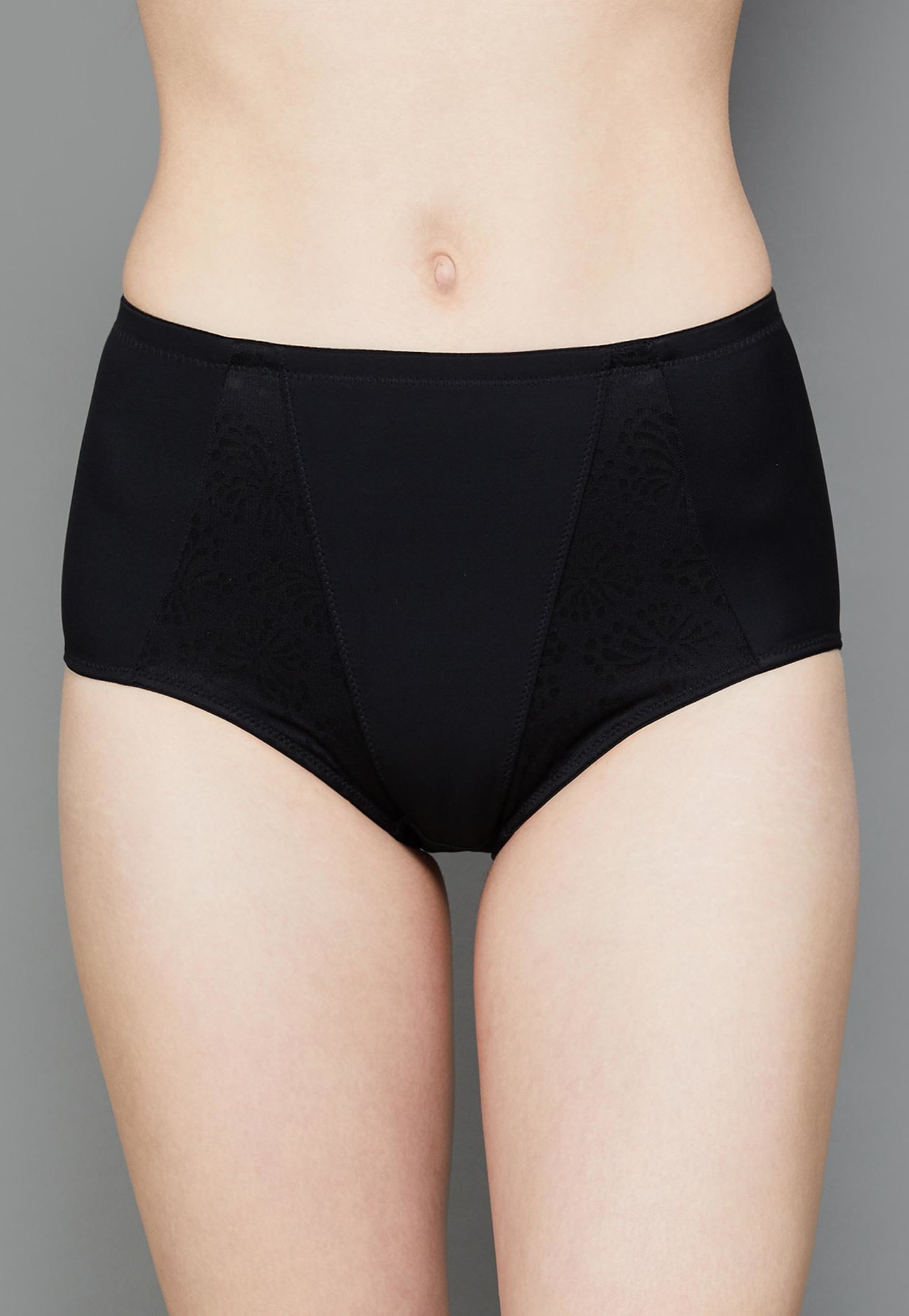 TRIUMPH Solid High-Waist Hipster-picture-21