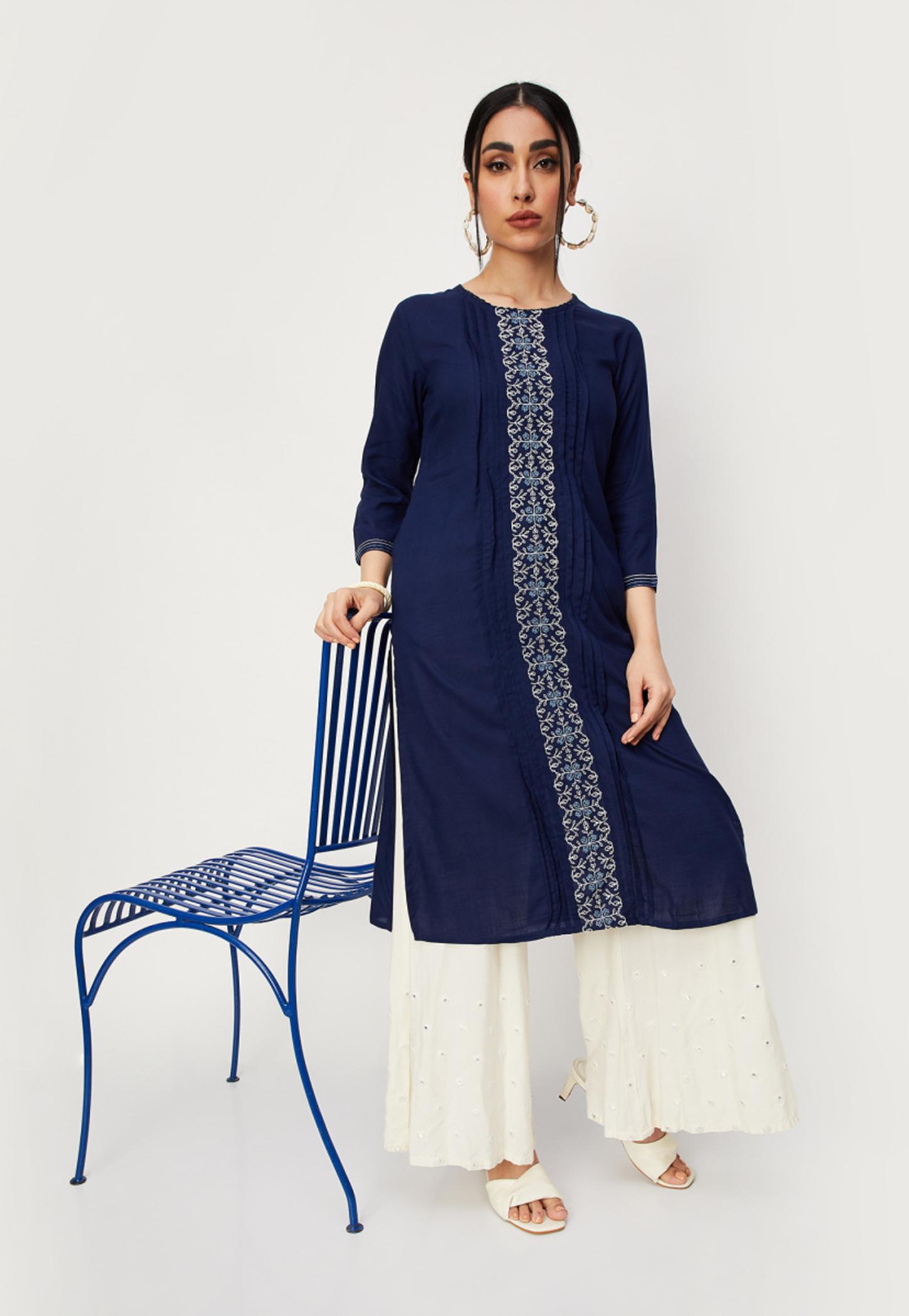 Women Embroidered Kurta with Pockets-image-11