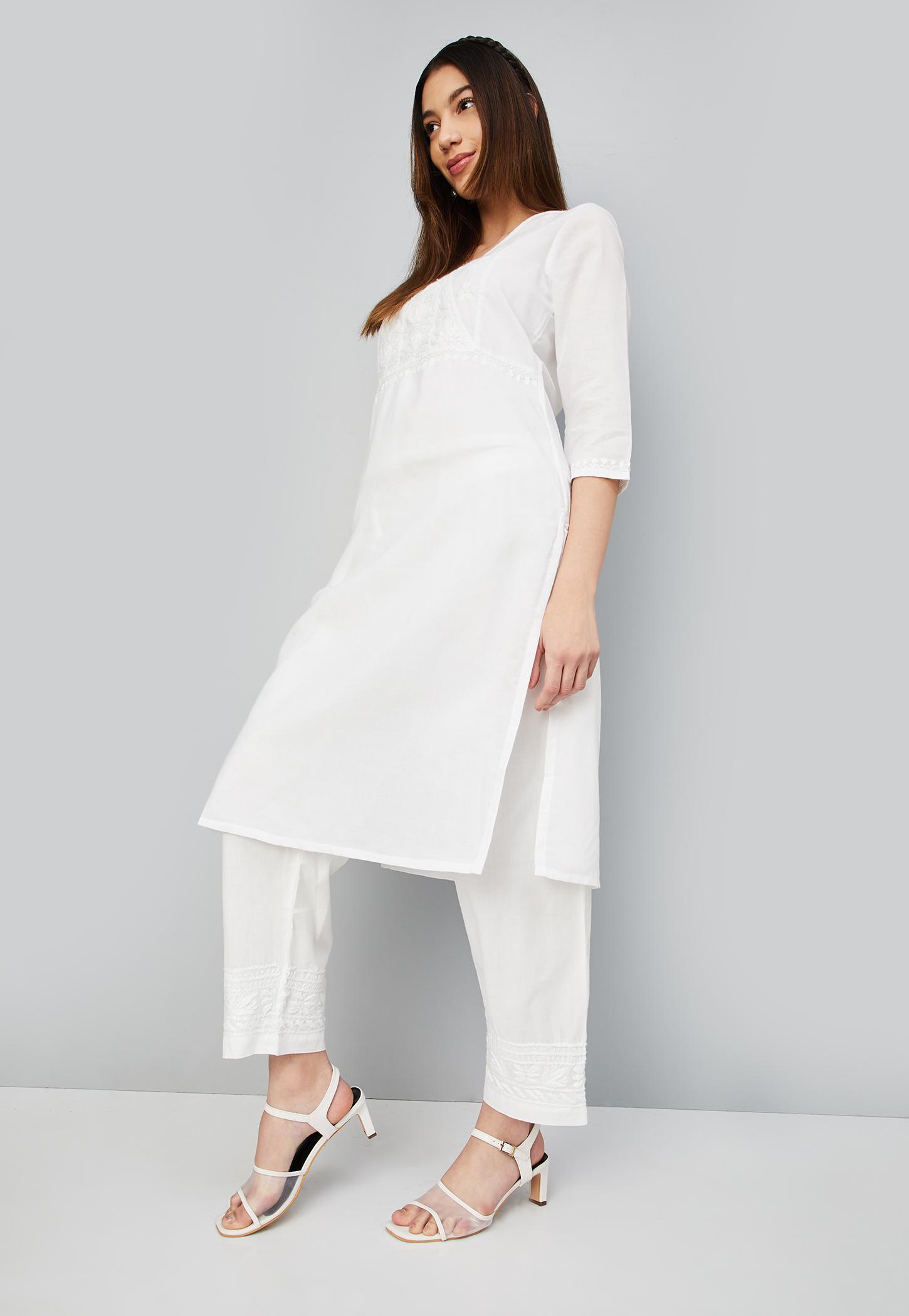 Women Embroidered Straight Pants-image-10