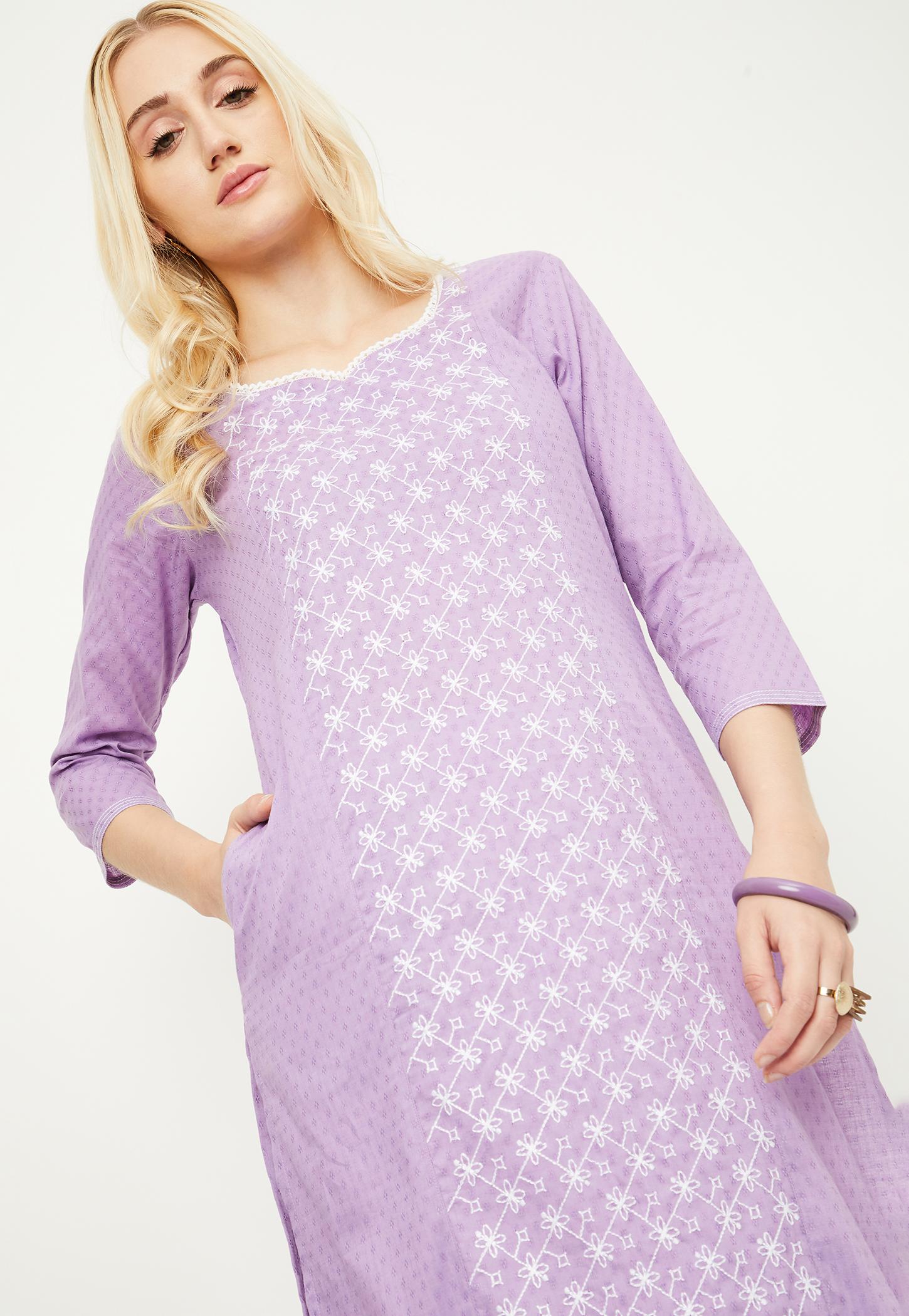 Women Embroidered Kurta with Pocket-picture-52